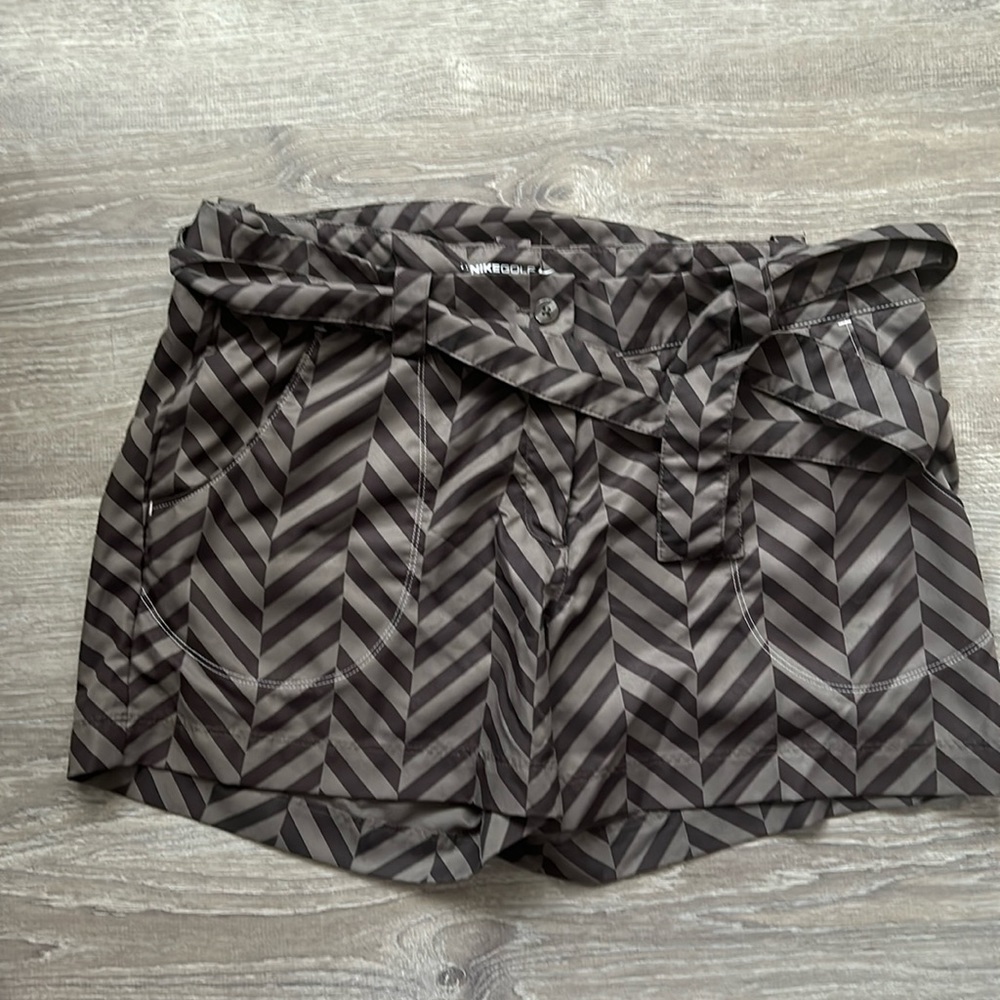 Nike golf shorts